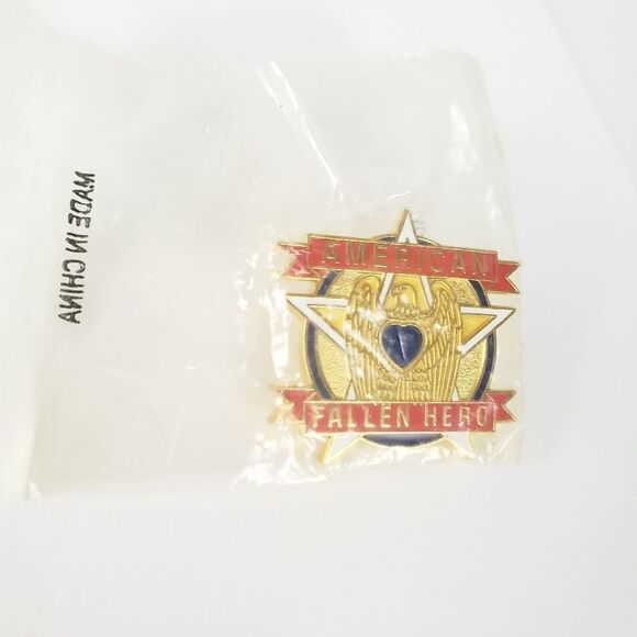 U.S. Military American Fallen Hero Lapel Pin NEW - Picture 3 of 5